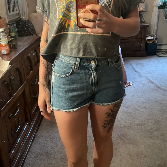 Vintage l.e.i Jean Shorts - Picture 5 of 5